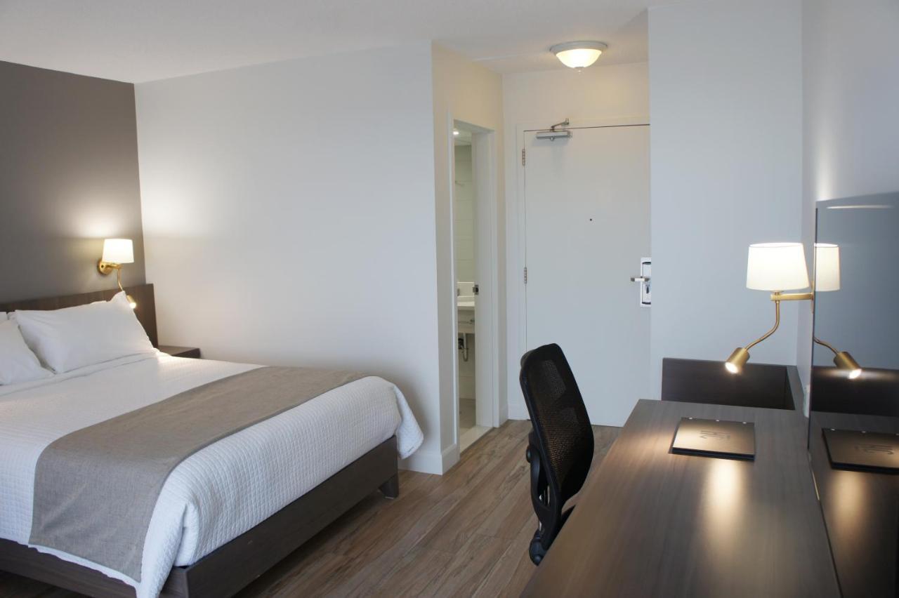 Hotel Castel Гранби Екстериор снимка